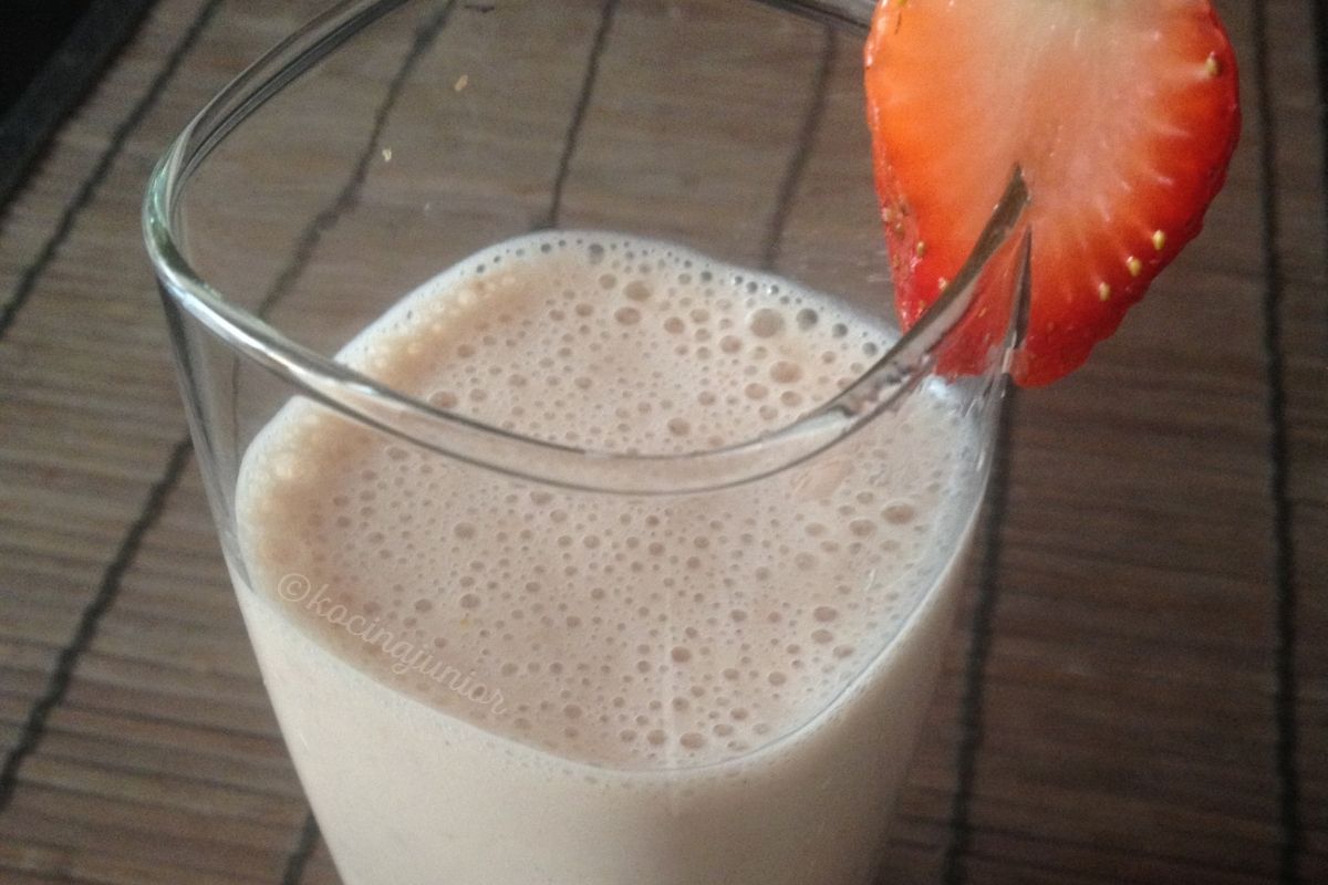 Batido de fresa y banano